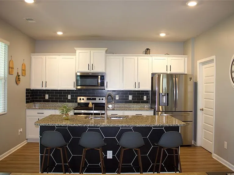 314 Pepin Ct — Photo 8