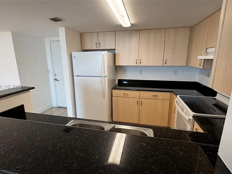 3000 Coral Way #1501 — Photo 7