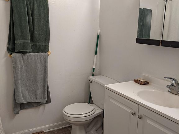 4th image of 1210 W Wrightwood Ave #2