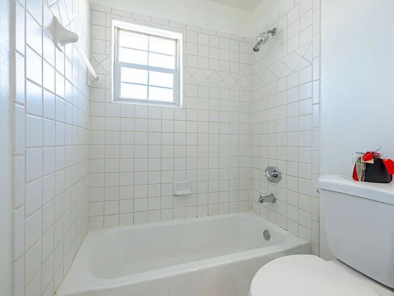 Peachtree Hills Court | Where Atlanta's Energy Meets Timeless Charm — Photo 35