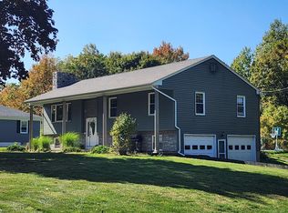 14 Fuller Dr, Winslow, ME 04901