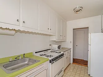 Sold by Robert E. Hill 