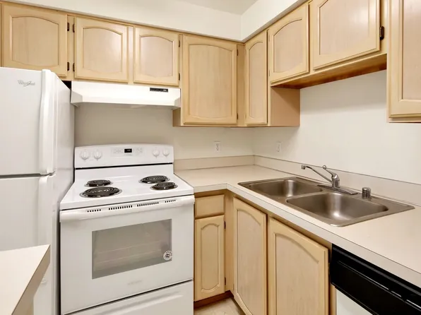 Taylor Place Apartments