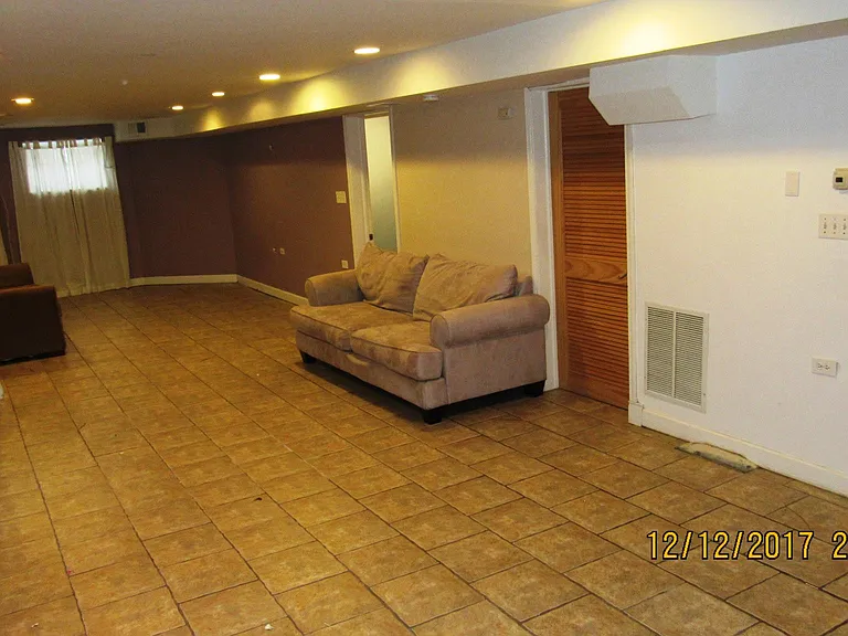 1919 N Fairfield Ave #G — Photo 6