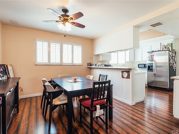 4th image of 18550 Hatteras St Unit 51