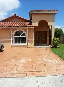 1st image of 8901 NW 111th Ter