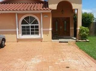 8901 NW 111th Ter, Hialeah Gardens, FL 33018