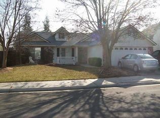 4757 W Calimyrna Ave, Fresno, CA 93722
