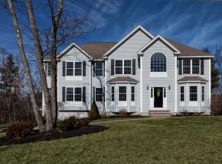 54 Overton Rd, Windham, NH 03087