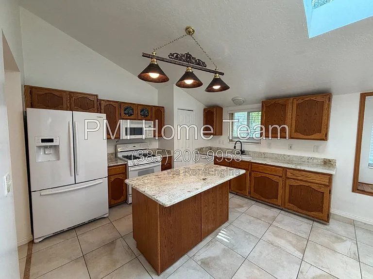 2942 N 2000 W — Photo 18