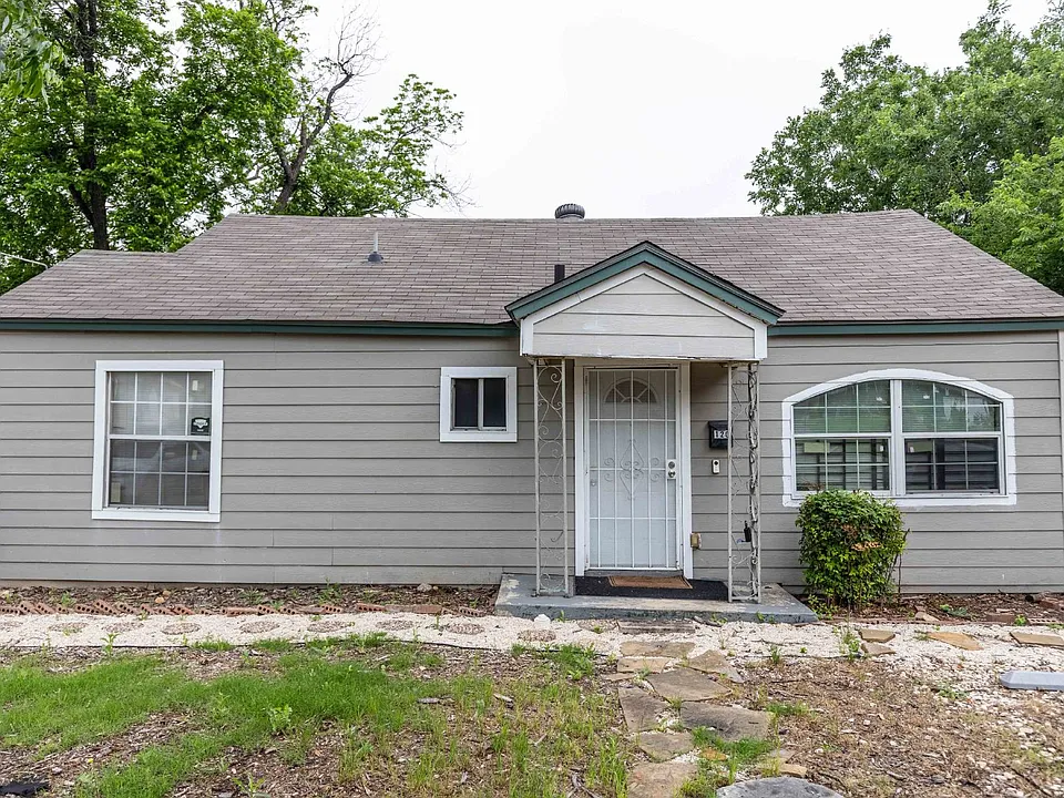 120 Nelson Ave