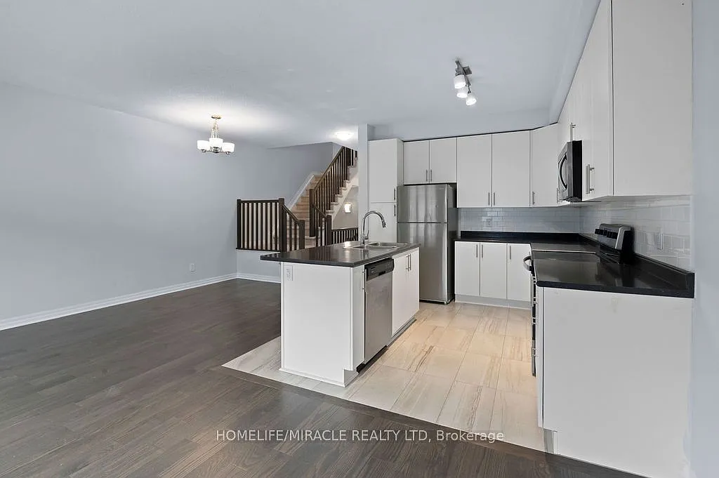 3 bed, $2,799 — Photo 4