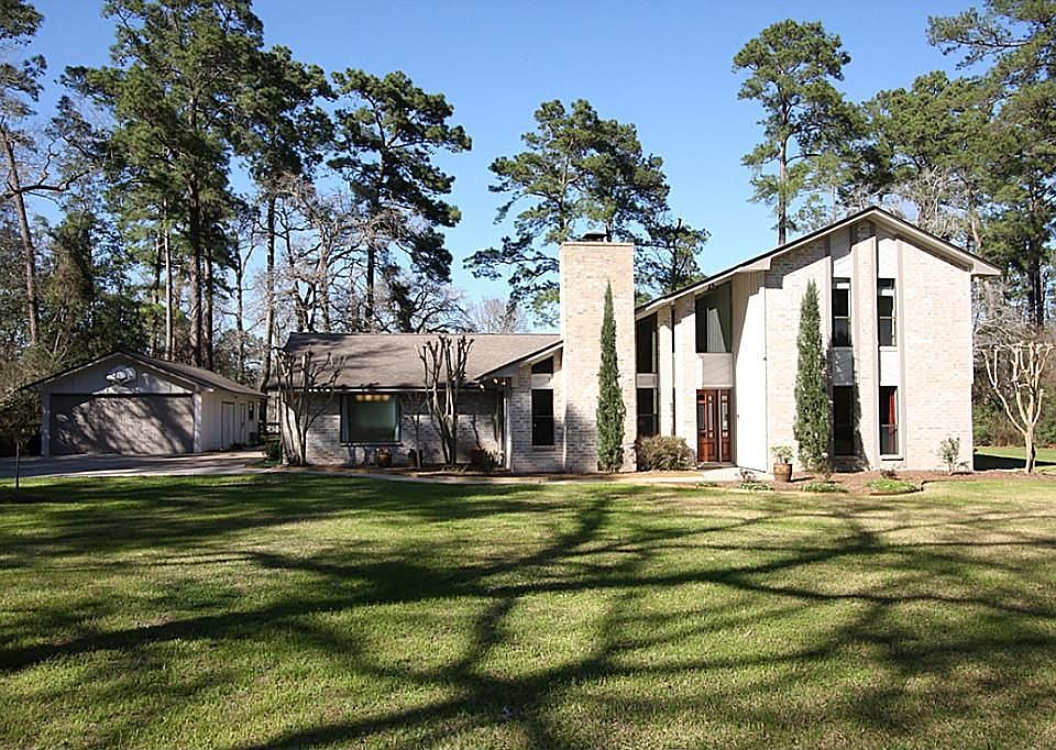 1st image of 18910 Sandpiper Ln