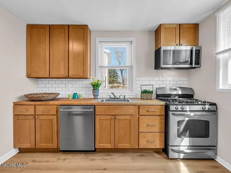 282 Carr Ave #2 — Photo 6