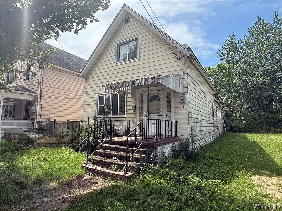 1st image of 200 May St