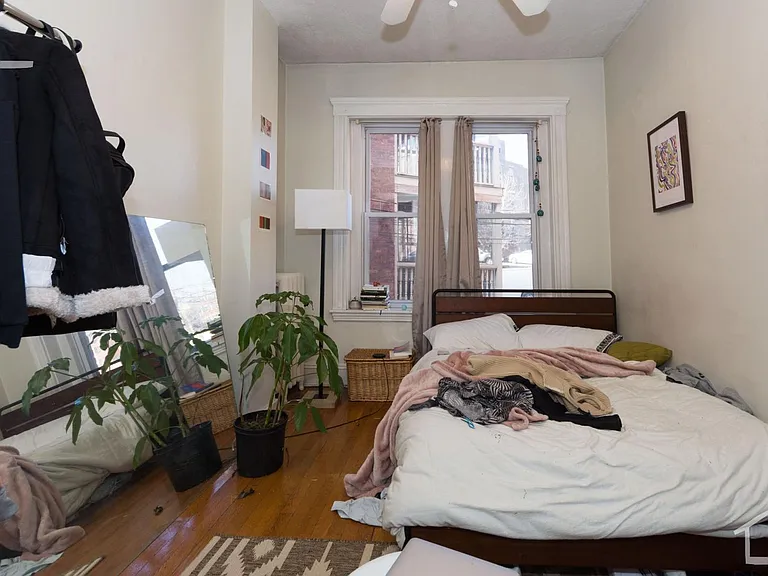 1234 Beacon St #1 — Photo 3