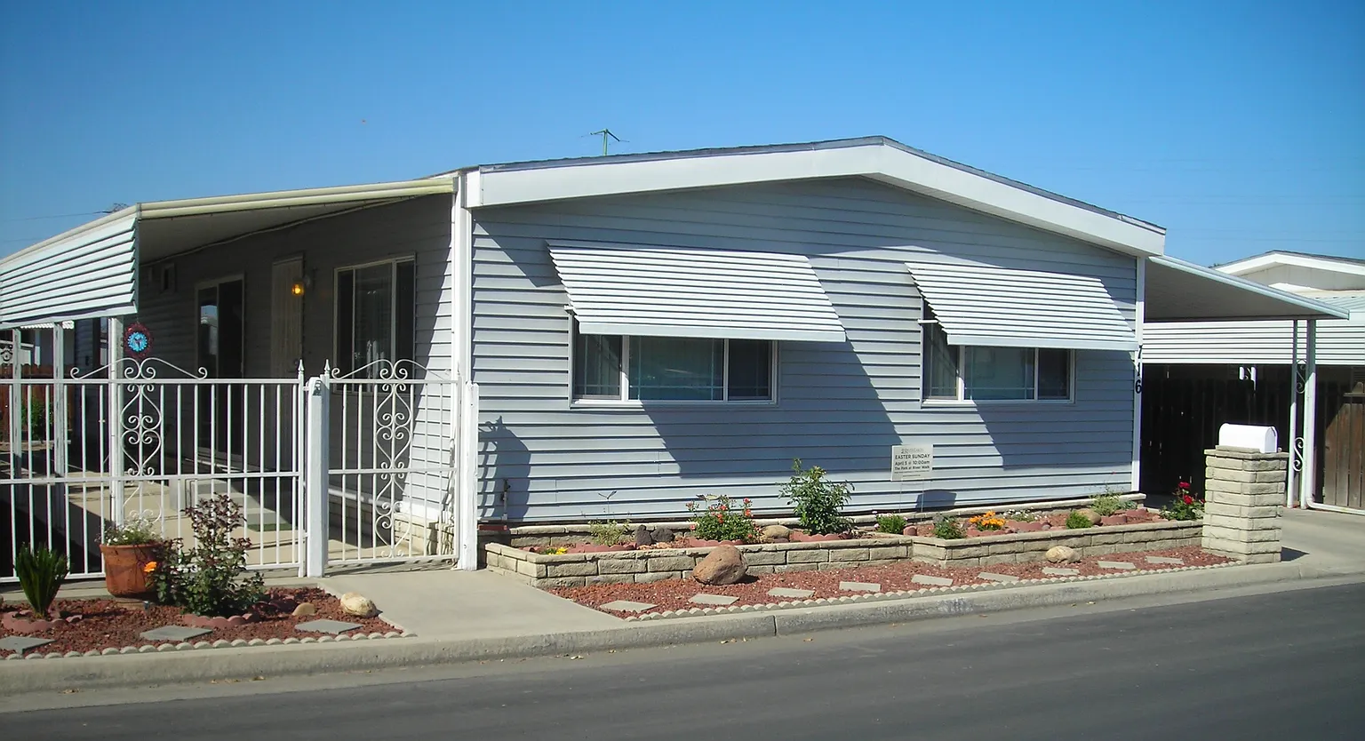 716 44th St photo 1