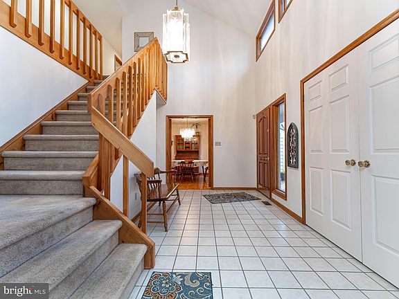 3rd image of 1537 Red Rock Dr