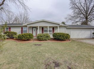 111 N Plum St, Paxton, IL 60957