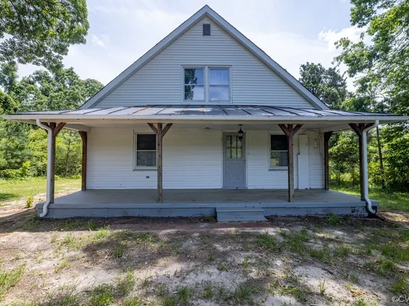 1710 Indian Oak Rd, Crewe, VA 23930