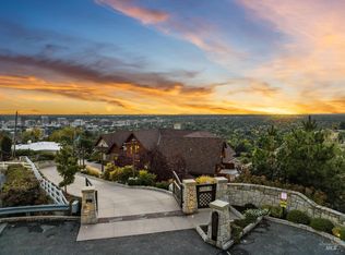 1403 N Promontory Rd, Boise, ID 83702