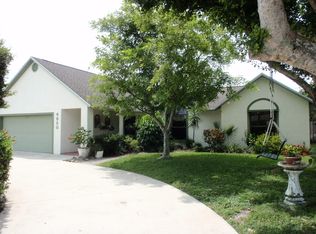 4920 SE Pine Ridge Way, Stuart, FL 34997