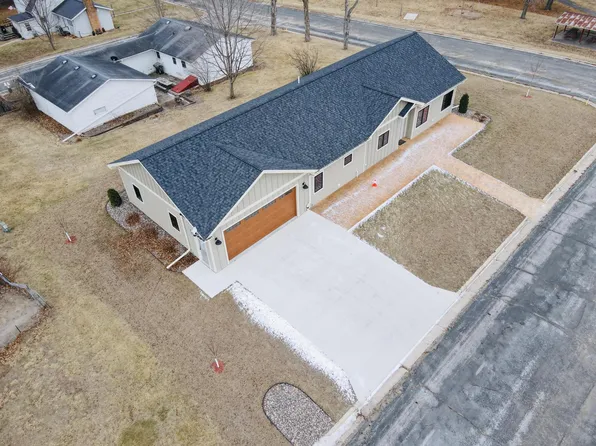 202 Park St, Preston, MN 55965