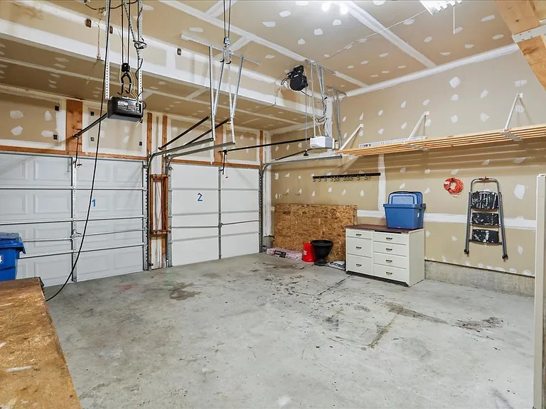 319 Morlyn Dr — Photo 27