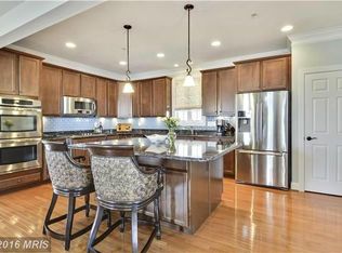 402 Macum Creek Dr, Chester, MD 21619