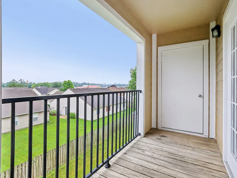 City View Farm Apartments — Photo 36