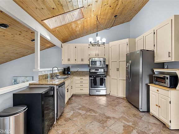 2nd image of 3520 Santa Clara Trl