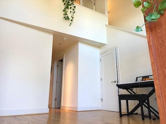 Front room from front door entry