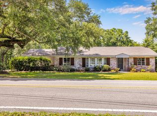 600 Graveline Rd, Gautier, MS 39553