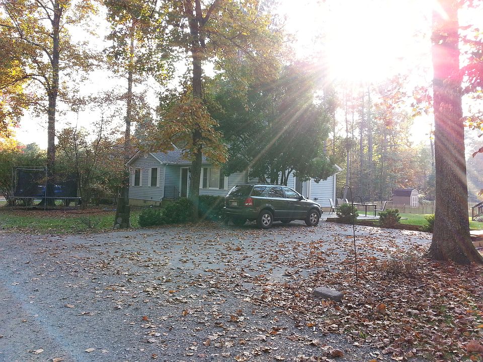 2nd image of 12137 Wagon Ln
