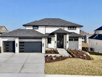 16800 Parkhill St, Overland Park, KS, 66221