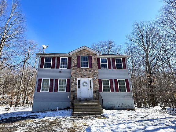 2nd image of 8343 Shannon Dr
