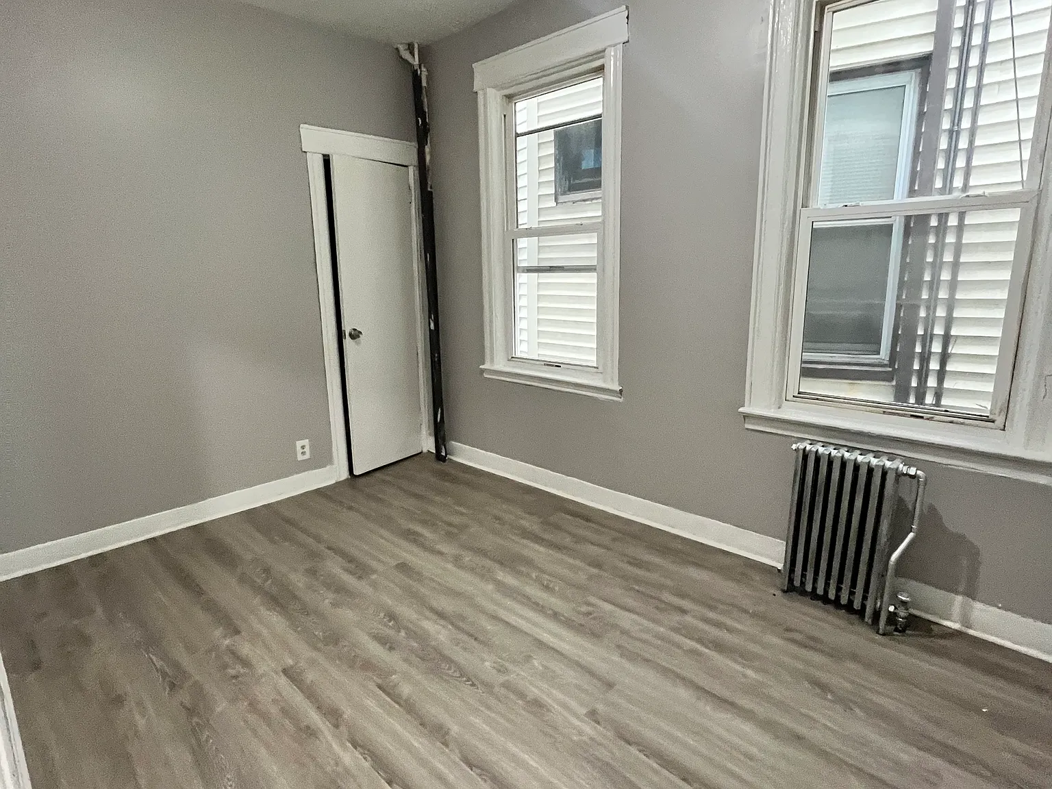 3 bed, 1000 sqft, $2,300 — Photo 4
