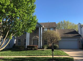 254 Lansbrooke Dr, Chesterfield, MO 63005