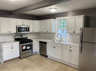 192 W 15th Pl, Chicago, IL 60411