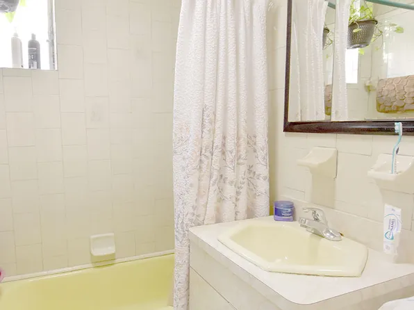 91 Webster Avenue image 11 of 13