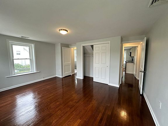 4th image of 200 W Cherry Ln #2