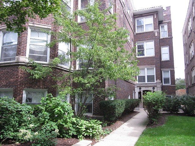 1st image of 811 Hinman Ave APT 3E