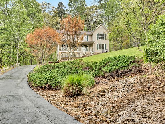 4th image of 6935 Empire Ln