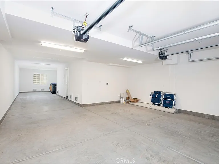 1523 Doheny Way — Photo 30