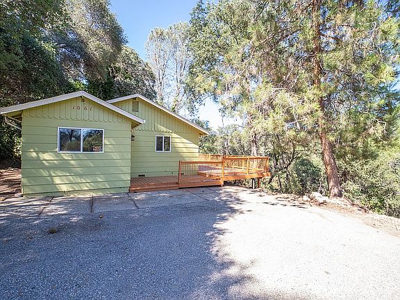 3rd image of 1061 Millertown Rd