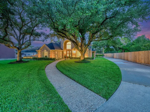 919 Old Valley Way, Houston, TX 77094