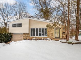 1681 Thayer Dr, Blue Bell, PA 19422