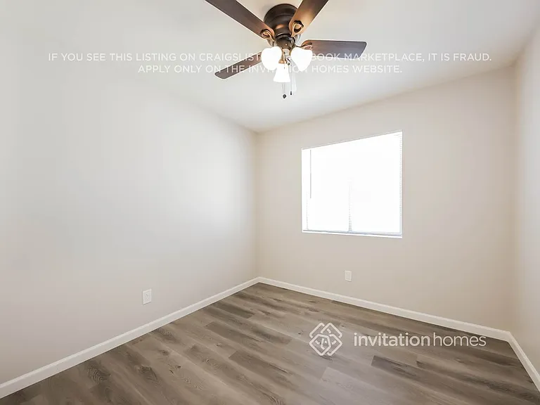 10212 N 88th Dr — Photo 11