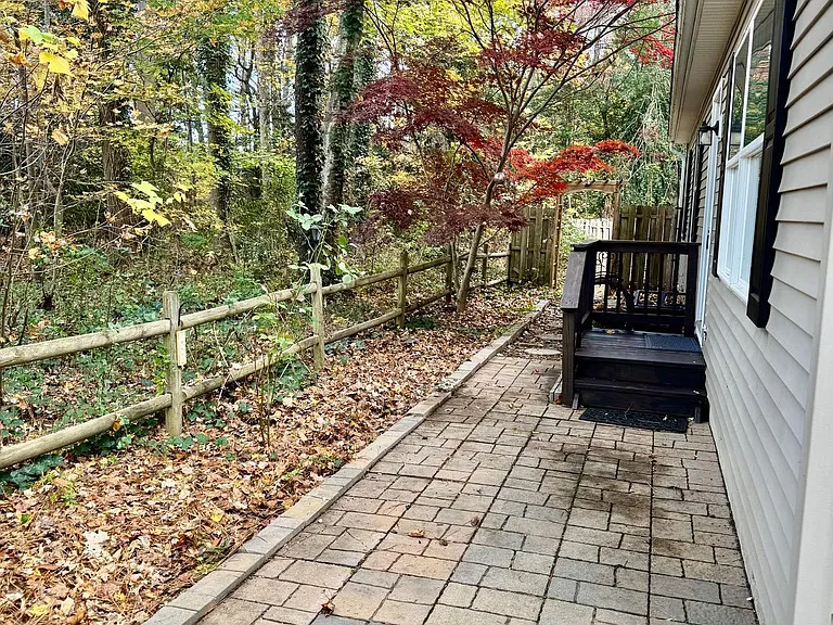 24322 Canal Dr — Photo 20
