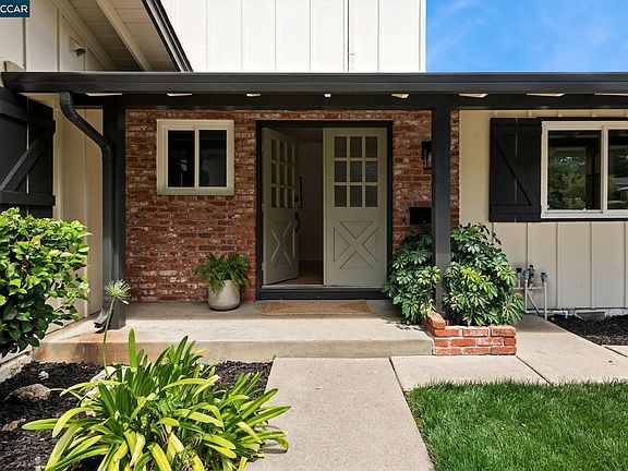 4th image of 3440 Perada Dr